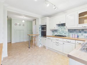Kitchen- click for photo gallery